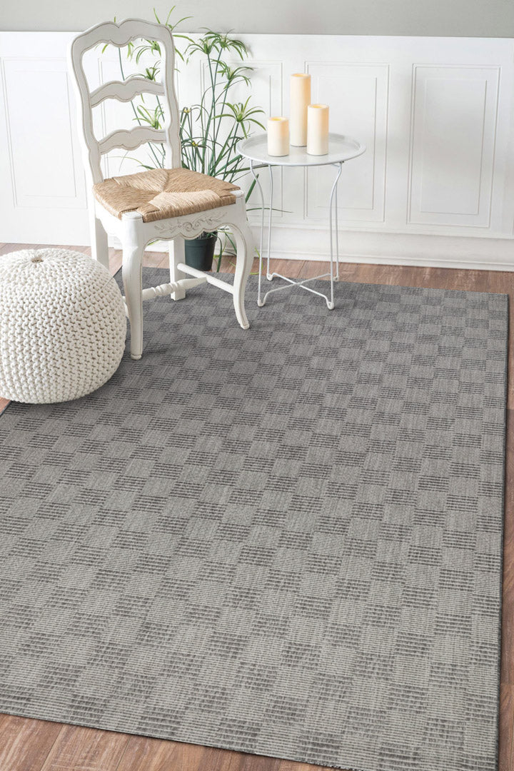 ELYA EL05 – GRİ GEOMETRİK KARE DESENLİ YIKANABİLİR KAYMAZ TABAN HALI - Görsel 5