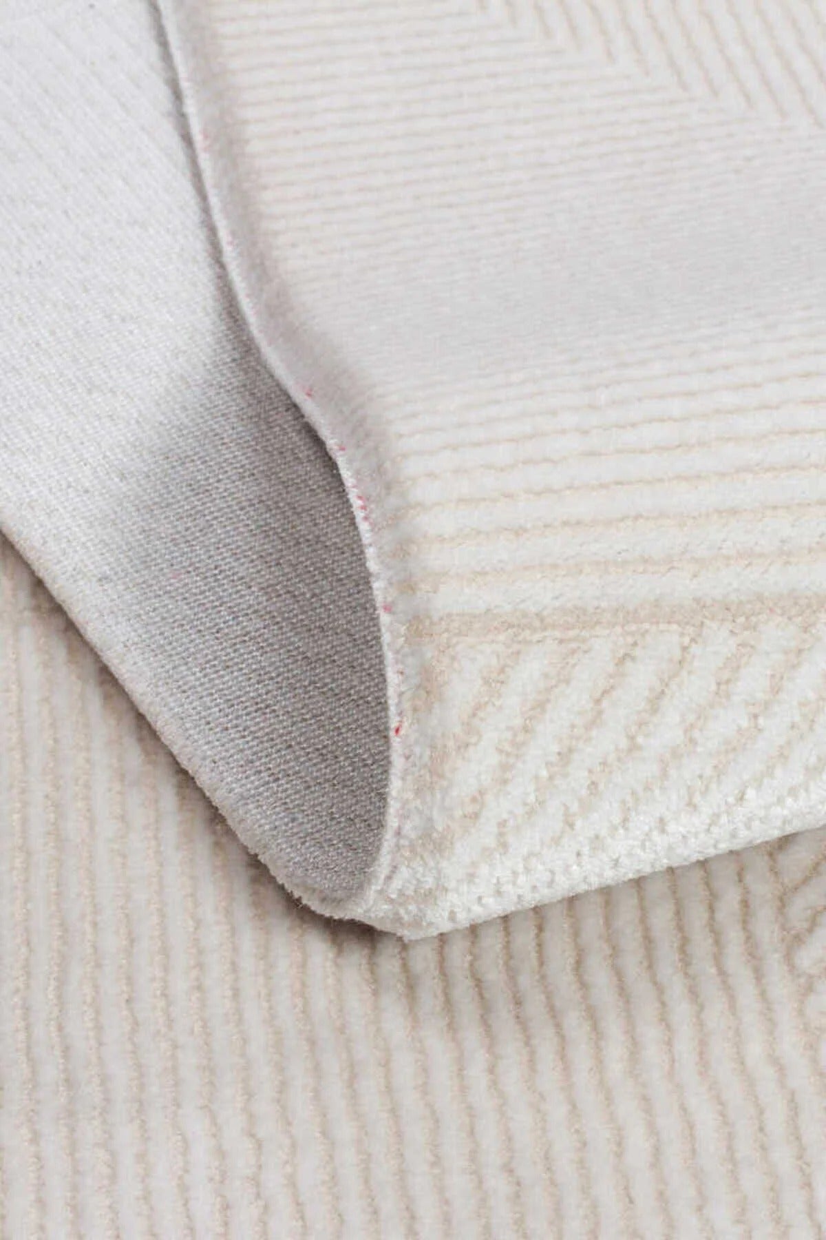 Arvessa MD03 Krem Bej Geometrik Desenli Polyester Halı - Görsel 4