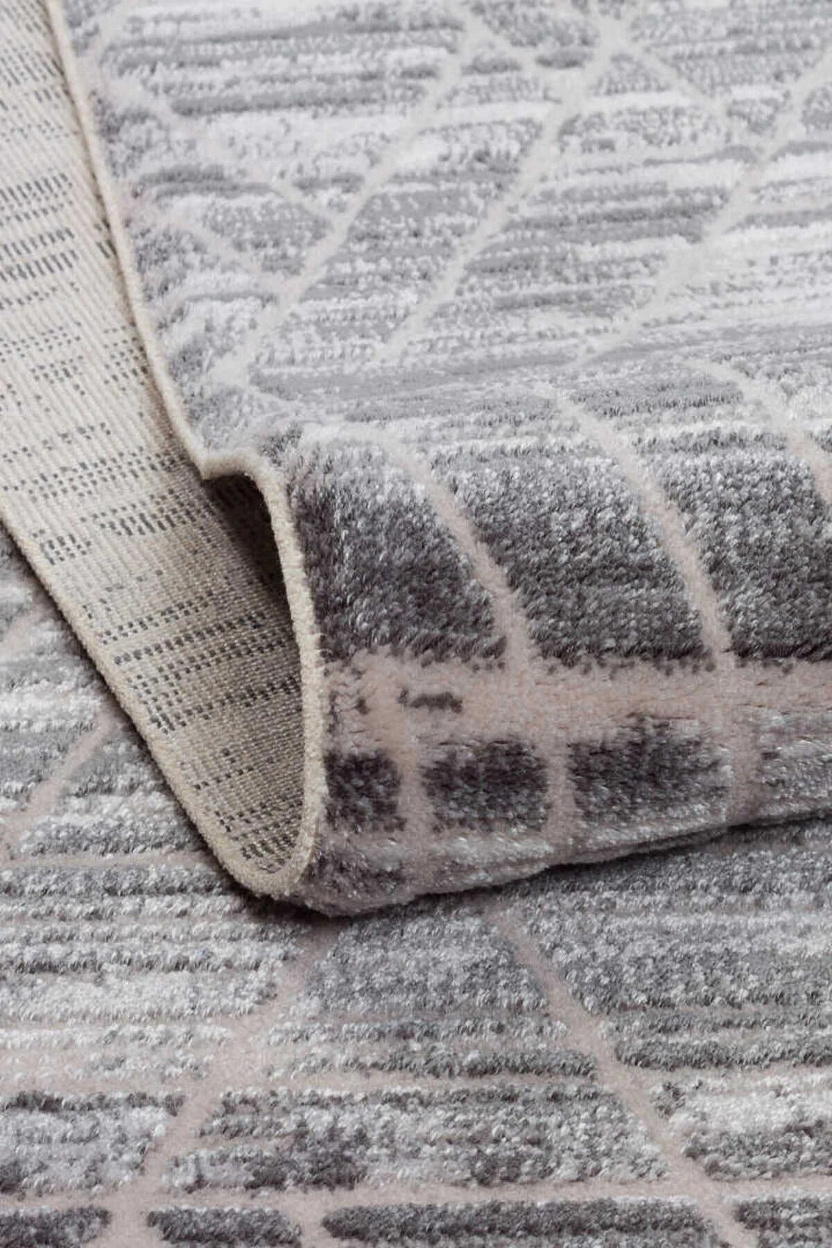 Avenza NR05 Gri Geometrik Desenli Akrilik Halı - Görsel 1