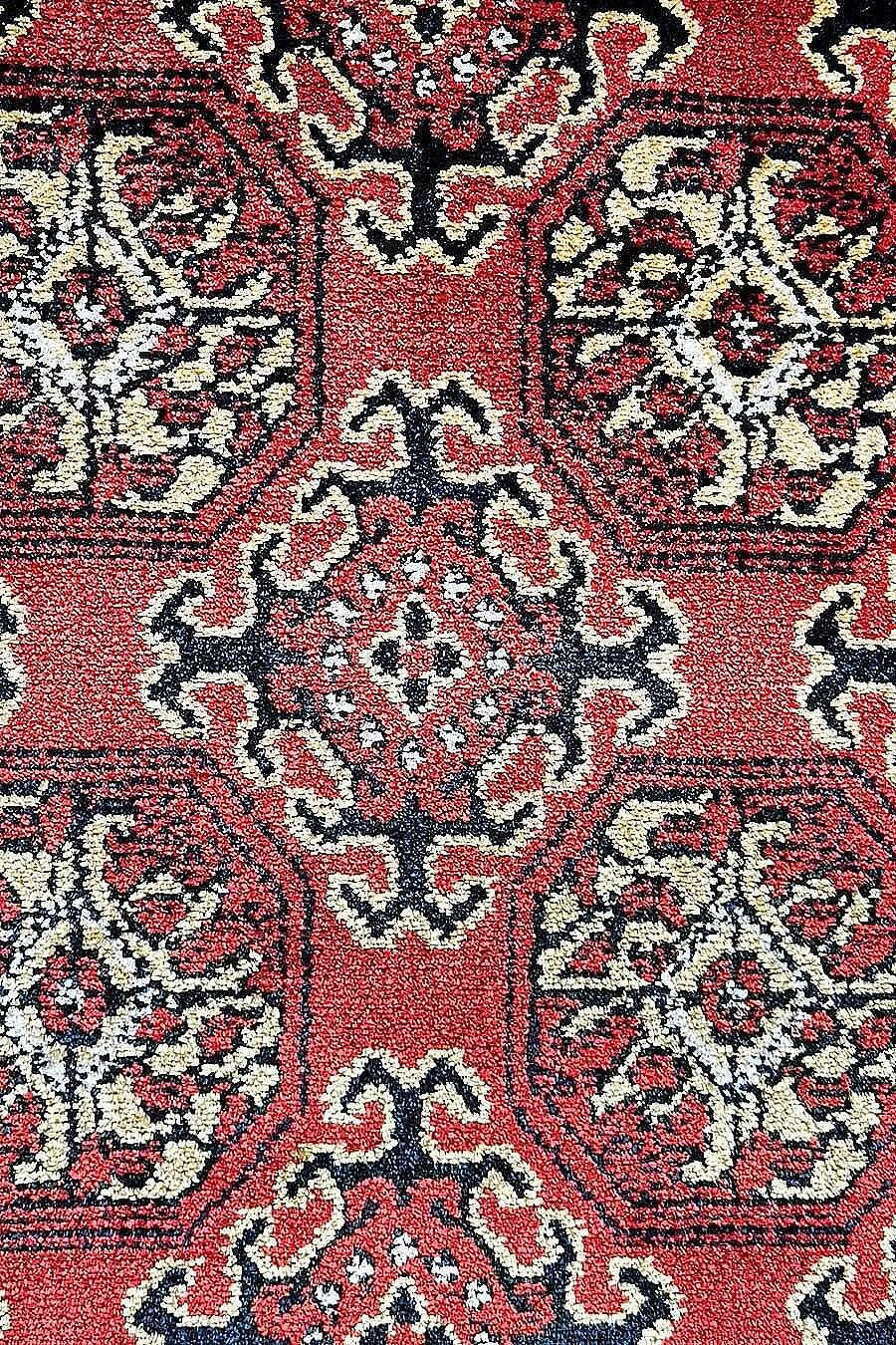 Bilicik BC05 Kırmızı Krem Madalyon Motifli Yıkanabilir Viskon Halı - Görsel 3