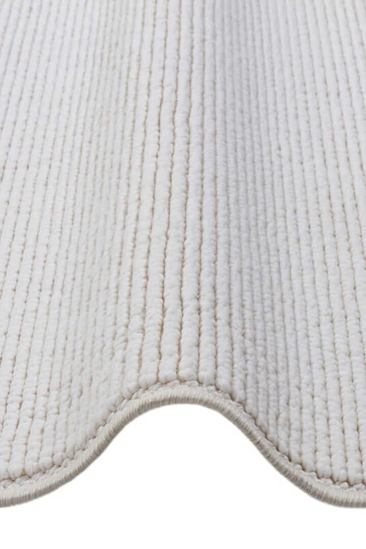 Solenya ML02 Krem İnce Çizgili Polyester Halı - Görsel 2